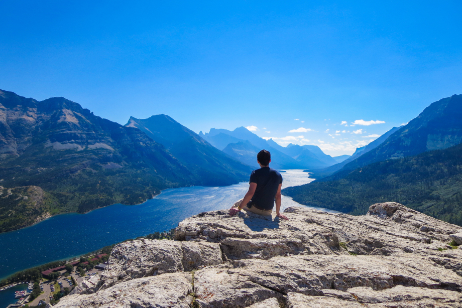 View of the lake and mountains in Waterton Lakes National Park