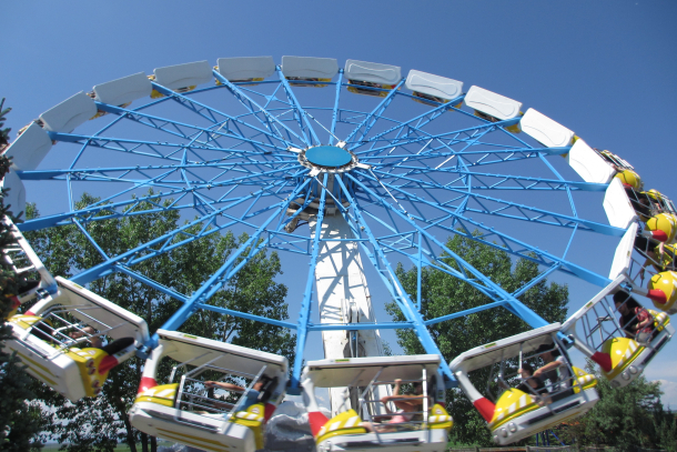 Amusement park ferris wheel