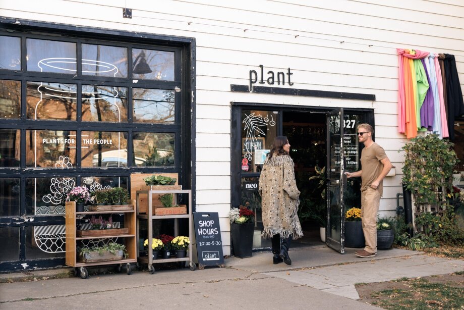 Two people enter Plant in Inglewood.